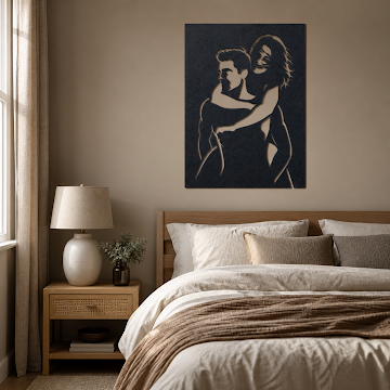 Romantic Embrace, Black